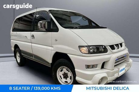 White 2000 Mitsubishi Delica Commercial SPACE GEAR CHAMONIX