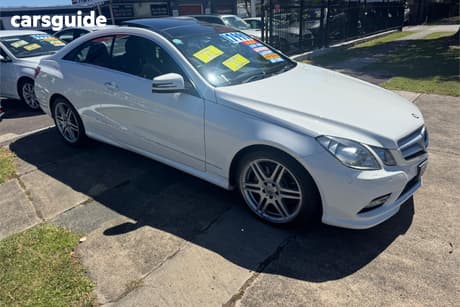 White 2012 Mercedes-Benz E250 Coupe Cdi Avantgarde