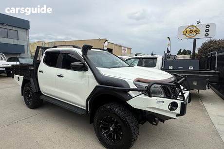 White 2019 Nissan Navara Dual Cab Pick-up St-X (4X4)