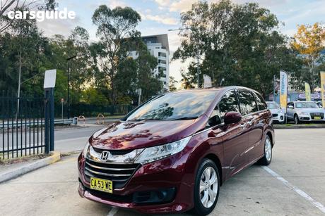 Red 2014 Honda Odyssey Wagon Vti