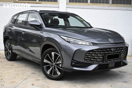 Grey 2025 MG HS Wagon Excite