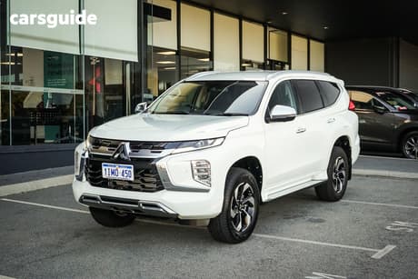 White 2024 Mitsubishi Pajero Sport Wagon Exceed (4Wd) 7 Seat