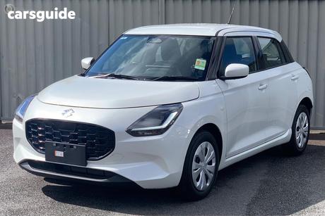White 2025 Suzuki Swift Hatchback Hybrid