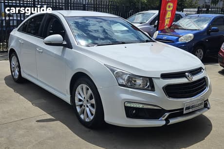 White 2015 Holden Cruze Sedan Sri