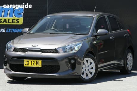 Grey 2018 Kia RIO Hatchback S