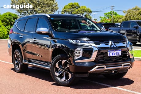 Black 2024 Mitsubishi Pajero Sport Wagon Exceed (4Wd) 7 Seat