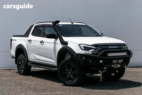 White 2024 Isuzu D-MAX Crew Cab Utility X-Terrain (4X4)