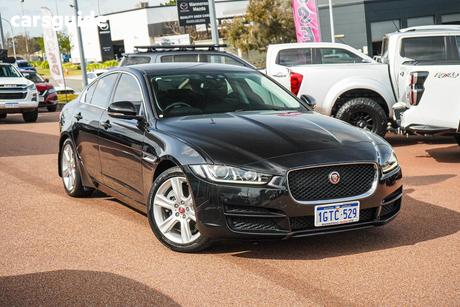 Black 2018 Jaguar XE Sedan 20T (147Kw) Prestige