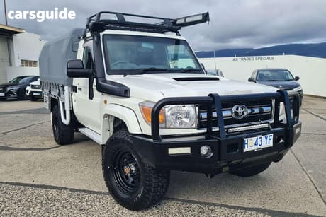 White 2014 Toyota Landcruiser Cab Chassis Gxl (4X4)