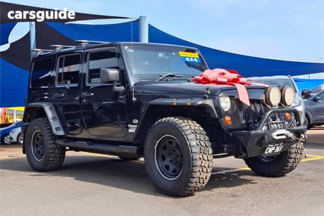 Black 2013 Jeep Wrangler Hardtop Unlimited Overland