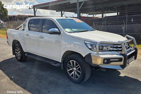 2017 Toyota Hilux Dual Cab Utility Sr5 (4X4)