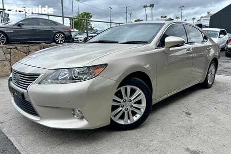 Beige 2013 Lexus ES350 Sedan Luxury