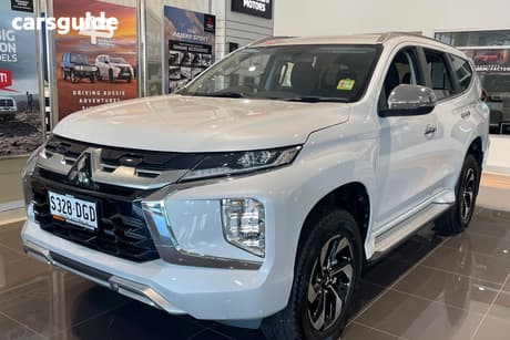 White 2024 Mitsubishi Pajero Sport Wagon Gls (4Wd) 7 Seat