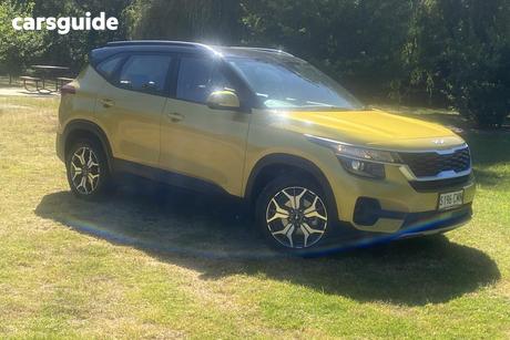 Yellow 2021 Kia Seltos Wagon Sport (Fwd)