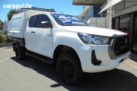 White 2020 Toyota Hilux X Cab Cab Chassis Sr (4X4)
