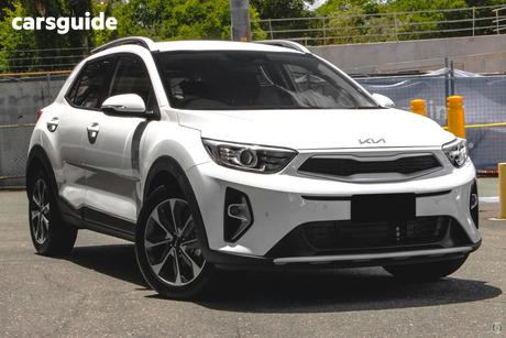 White 2025 Kia Stonic Wagon Sport