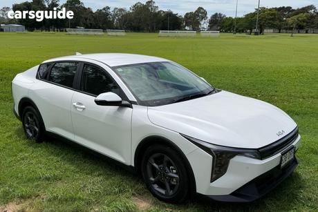 White 2024 Kia K4 Sedan S