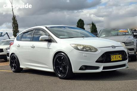 White 2012 Ford Focus Hatchback St