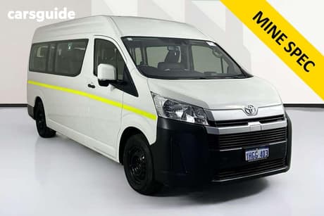 White 2020 Toyota HiAce Bus Commuter (12 Seats)
