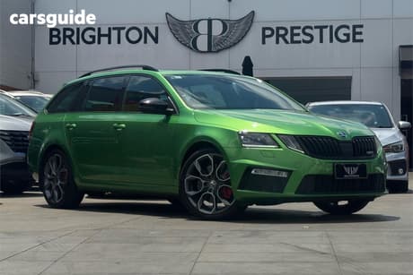 Green 2020 Skoda Octavia Wagon Rs 245