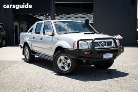 Silver 2011 Nissan Navara Dual Cab Pick-up St-R (4X4)