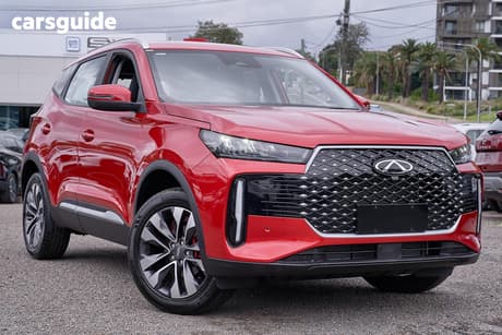 Red 2025 Chery Tiggo 4 Wagon Ultimate