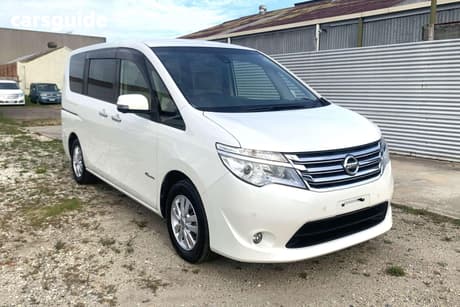 White 2015 Nissan Serena SUV 20G S-HYBRID