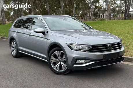 Grey 2022 Volkswagen Passat Wagon Alltrack 162Tsi