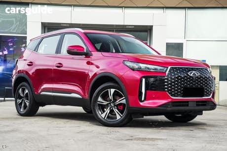 Red 2025 Chery Tiggo 4 Wagon Urban