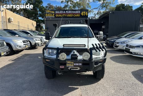 White 2013 Mitsubishi Triton Double Cab Utility Glx (4X4)