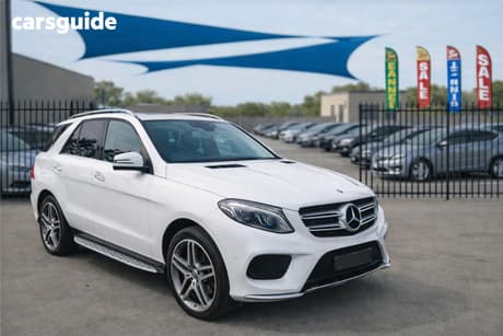 White 2014 Mercedes-Benz ML250 Wagon Cdi Bluetec (4X4)