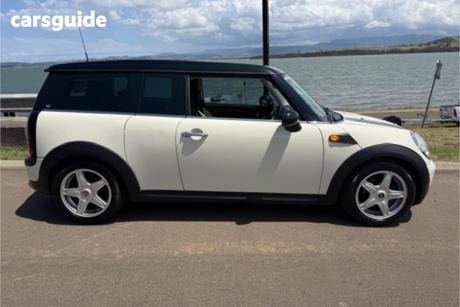 White 2008 Mini Clubman Wagon Cooper