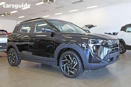 Black 2025 Mahindra Xuv 3Xo Wagon Ax7L