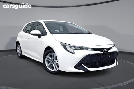White 2022 Toyota Corolla Hatchback Ascent Sport