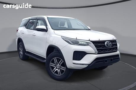 White 2022 Toyota Fortuner Wagon Gx