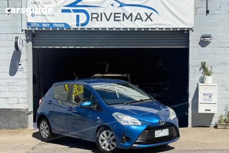 Blue 2017 Toyota Yaris Hatchback Ascent