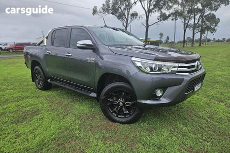 Grey 2017 Toyota Hilux Dual Cab Utility Sr5 (4X4)