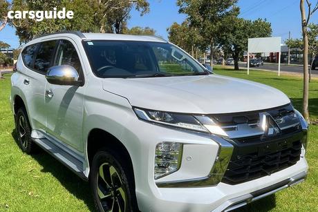 White 2024 Mitsubishi Pajero Sport Wagon Exceed (4Wd) 7 Seat
