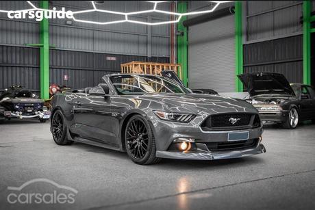 Grey 2015 Ford Mustang Convertible Gt 5.0 V8