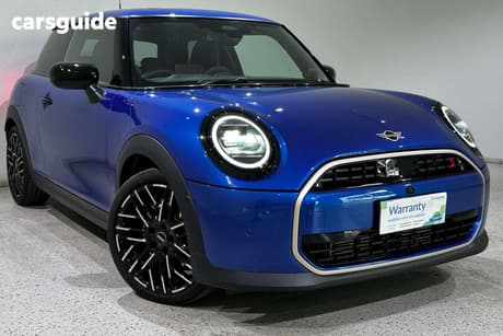 Blue 2024 Mini Cooper Hatch S FAVOURED F