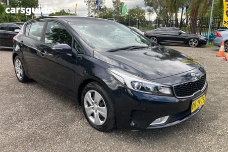 Blue 2016 Kia Cerato Hatchback S