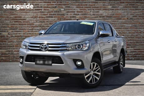 Silver 2018 Toyota Hilux Dual Cab Utility Sr5 (4X4)