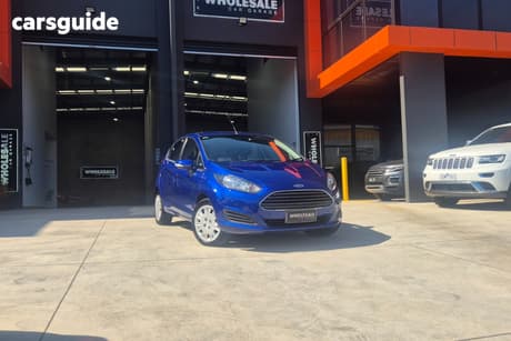 Blue 2014 Ford Fiesta Hatchback Ambiente