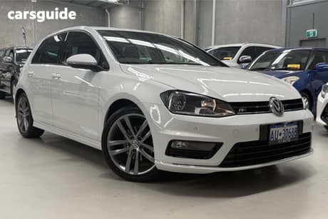 White 2015 Volkswagen Golf Hatchback 103 Tsi Highline