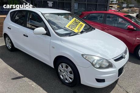 White 2011 Hyundai I30 Hatchback Sx