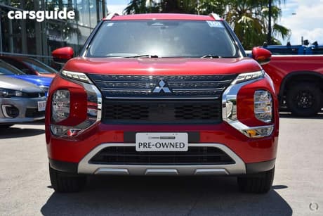 Red 2022 Mitsubishi Outlander Wagon Ls 7 Seat (2Wd)