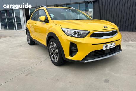 Yellow 2021 Kia Stonic Wagon Sport