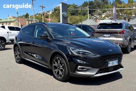 Black 2019 Ford Focus Hatchback Active