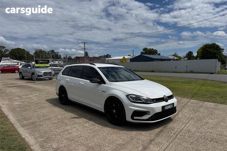 White 2017 Volkswagen Golf Wagon R Grid Edition