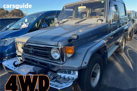 Grey 1999 Toyota Landcruiser OtherCar